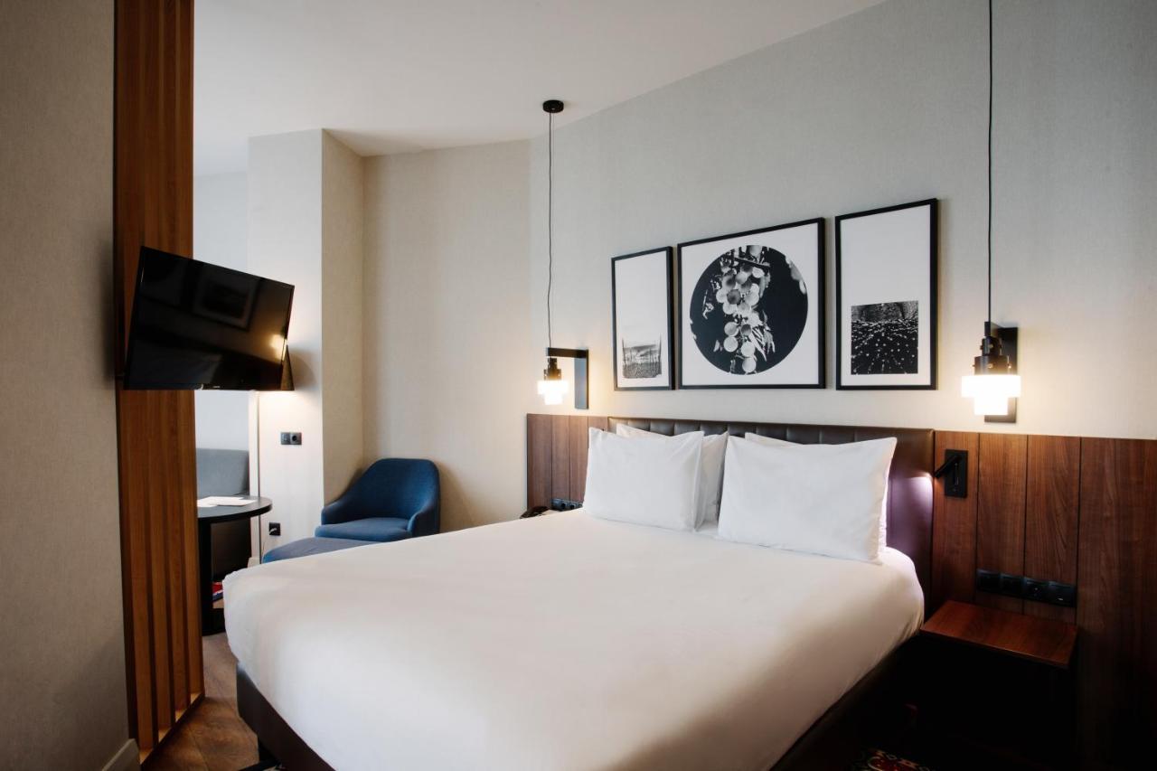 Holiday Inn Telavi By Ihg Εξωτερικό φωτογραφία